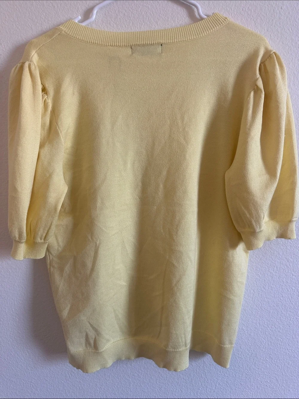 Tahari Pale Yellow V-Neck Short Sleeve Knit XL NWT